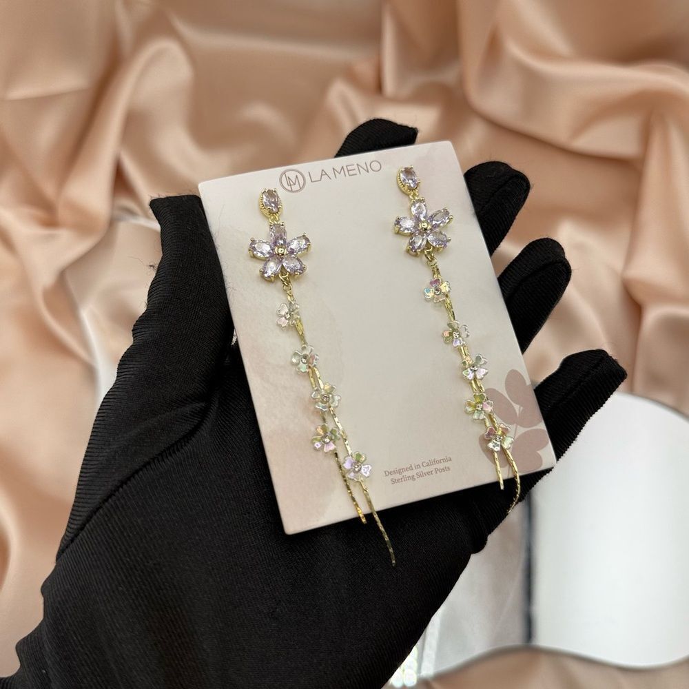 La Meno Elegant Floral Drop Earrings – Gold & Lavender Sterling Silver Post - Picture 3 of 6